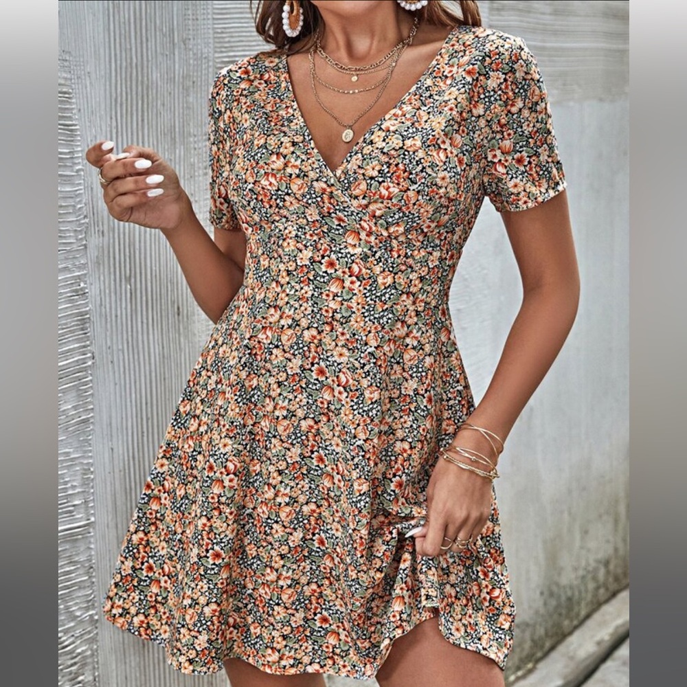 SHEIN Floral mini dress